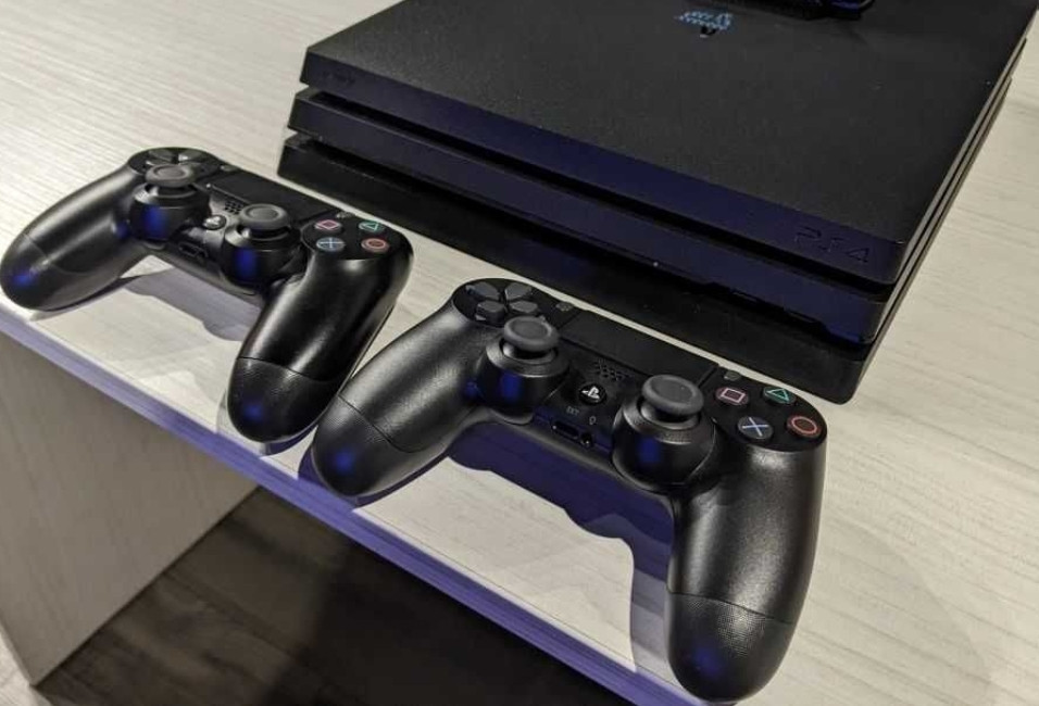 Sony PlayStation 4 Pro 1TB(1или2джойст.) Харків - фото 1