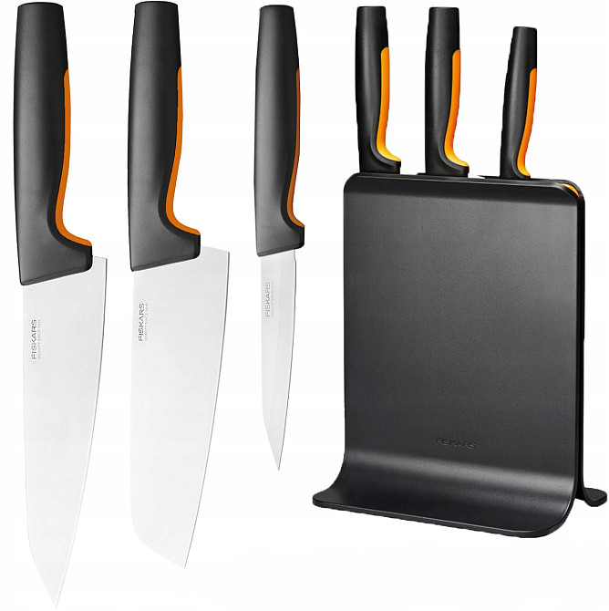 Набор Кухонных Ножей из 3 ножей в блоке Fiskars 