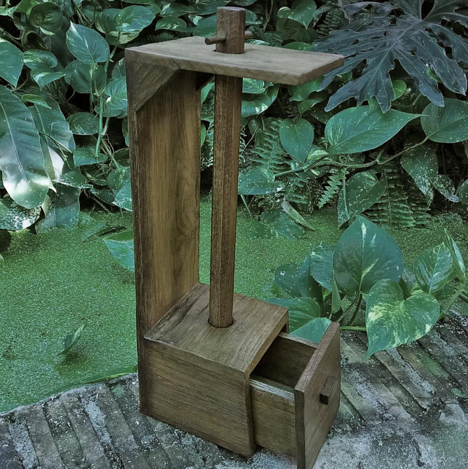 Держатель для бумажных полотенец 