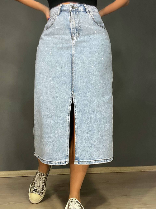 Юбка женская джинсовая Liana 421 россыпь камешков прямая разрез впереди стрейчевая большие размеры г Одесса - изображение 1