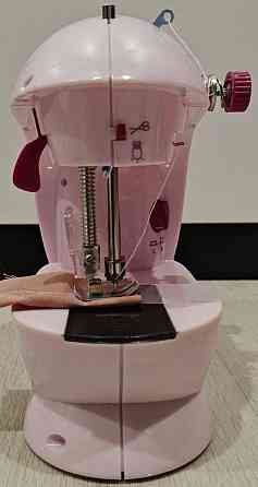 Мини электрическая швейная машинка для начинающих caydo с педалью. Розовая. Харьков