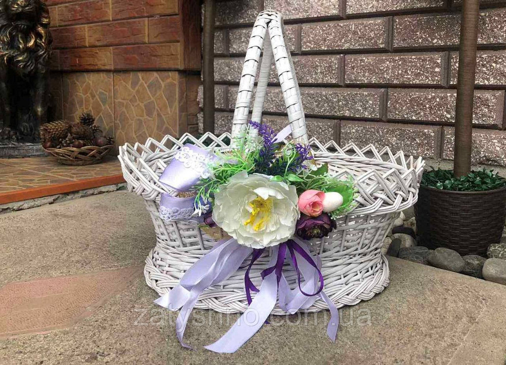 Пасхальний кошик білий з квіткою Київ - фото 1