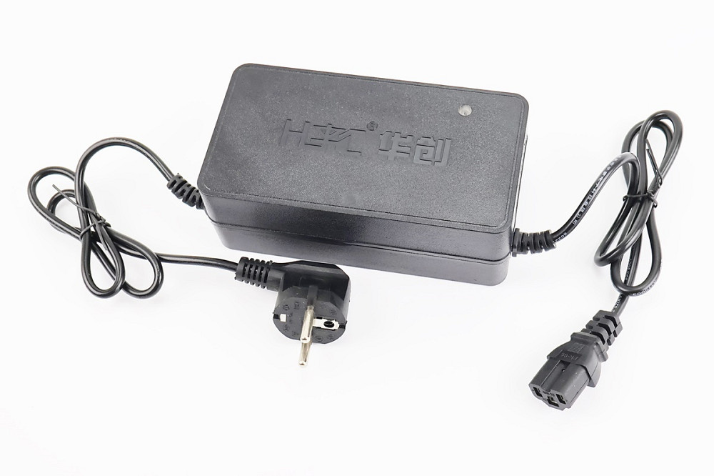 Зарядний пристрій 60V 32Ah (4.0A) Cargo 12 Київ - фото 1