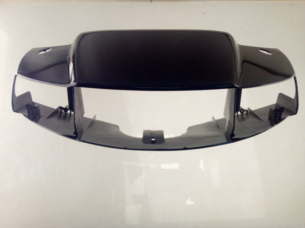 Пластик Сузукі Sepia передній (голова) (чорний) Мукачево - фото 1