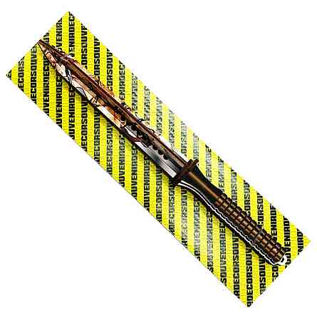 Сувенирный деревянный нож 