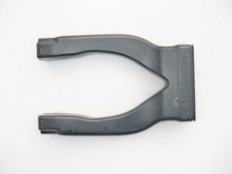 Mercedes-Benz  A1668300023 Повітряний канал вентиляції у підлокітнику спереду ML W166 GL X166 Одесса - изображение 2