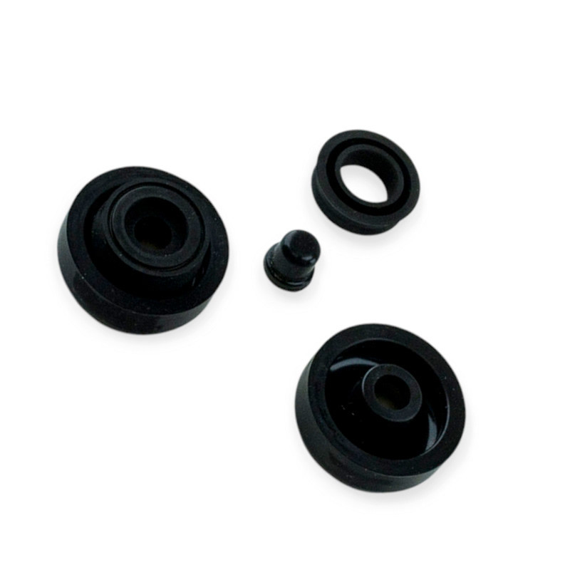 Ремкомплект гальмівного циліндра Москвич 2140 (манжети, пильовики) (5 шт) (d-22 мм) КРТ робочого Мукачево - фото 1