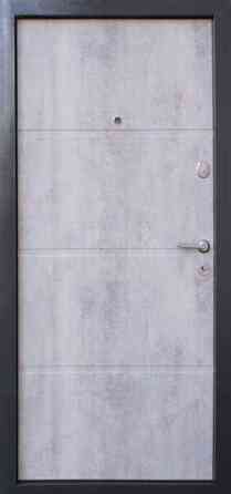 Двері квартирні, QDoors, модель Бостон М, комплектація Преміум, замки KALE Київ