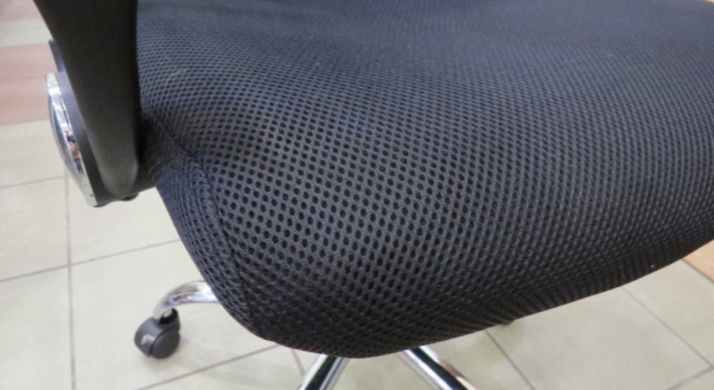 Крісло поворотне Q-025 чорне Киев - изображение 9