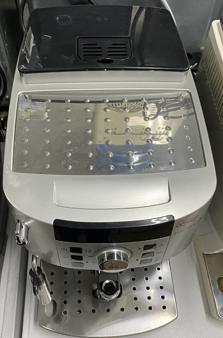 Кавомашина Delonghi Magnifica S Київ - фото 3