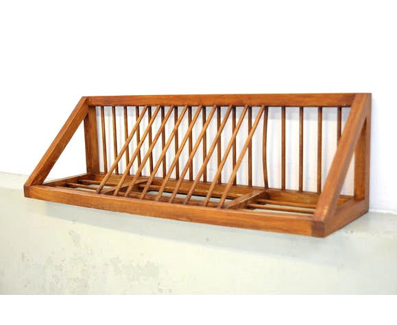 Полка для тарелок и блюд 