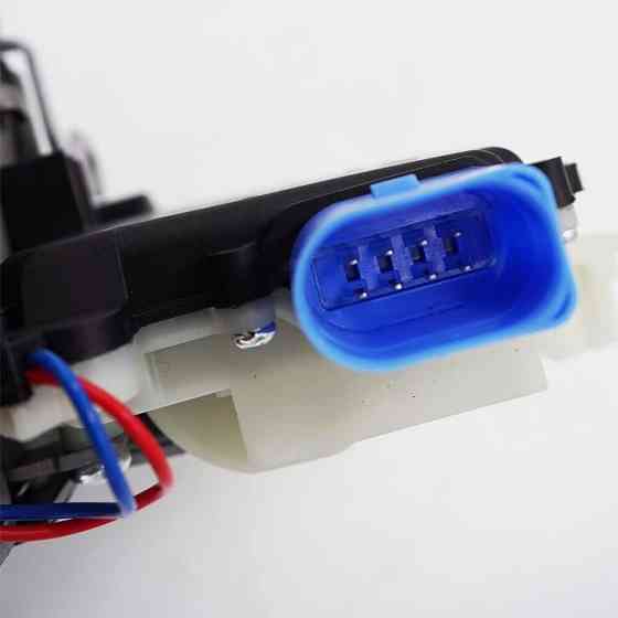 Актуатор замка дверей 6Qd837015B/3B1837015BC чорний пласт./метал. для VW Polo/Multivan/Transporter центрального замка, активатор Київ