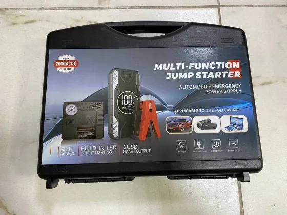 Пусковое устройство Jump Starter с компрессором 9596 для авто, зарядки аккумулятора, ноутбука, телеф Киев