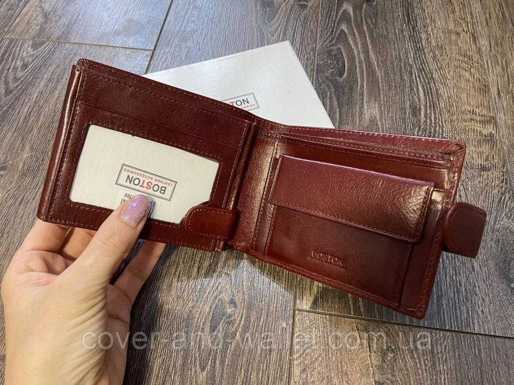 Солидный мужской кошелек коричневого цвета из гладкой кожи Boston B5 Киев - изображение 2