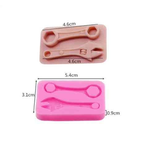 Молд силиконовый Ключ гаечный 54 на 31 мм розовый Киев