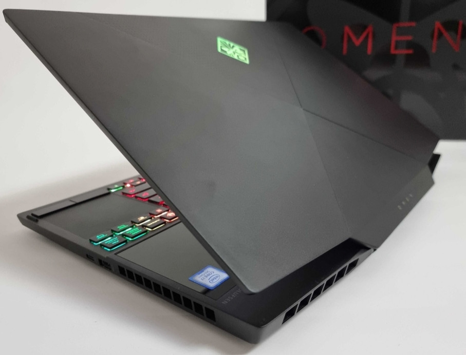 Ноутбук: HP OMEN X 17 9750H /RTX 2070 8Gb/RAM 16Gb/SSD 512Gb/ 144Hz Київ - фото 7