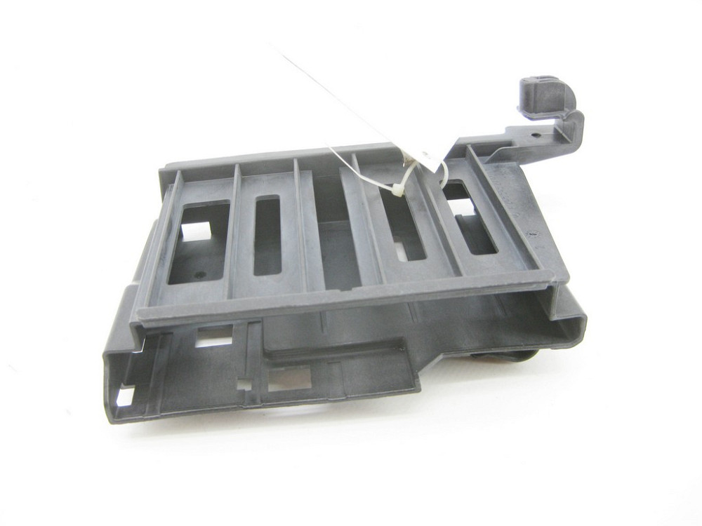 Mercedes-Benz  A2465452740 Кронштейн блоку запобіжників CLA Shooting Brake X117 CLA C117 GLA X156 A-class W176 B-class W242 B-class W246 Одесса - изображение 3