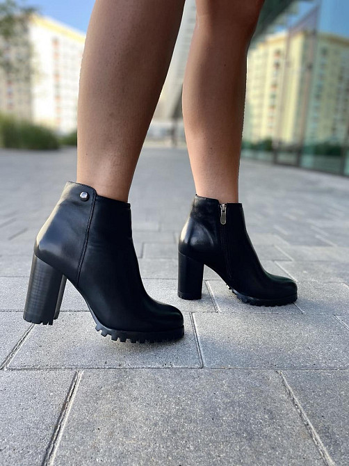 Жіночі черевики VELONY чорні натуральна шкіра висота 10см каблук 8см (6113-W405) Коломыя - изображение 8