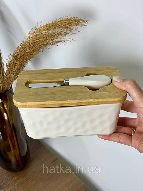 Сирниця керамічна з дерев'яною кришкою й ножем "White 2" 17*10.5*8 см Київ - фото 1