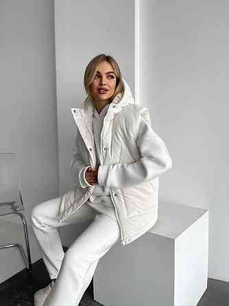 Жіночий теплий жилет з капюшоном  плащівка еммі на синтепоні Молочний, 46/48 Одеса