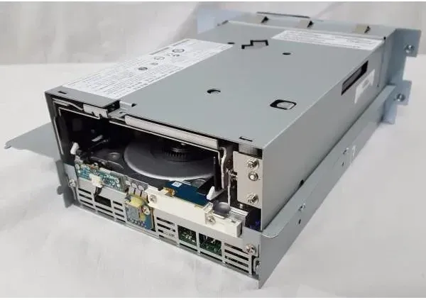Сервер IBM LTO 3 LVD SCSI Drive (35738043) Киев - изображение 1