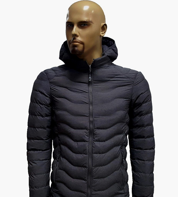 Мужская демисезонная стеганая куртка 