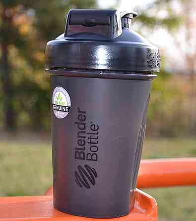 Шейкер спортивний BlenderBottle Original Classic 20oz/590ml Black Кам'янське