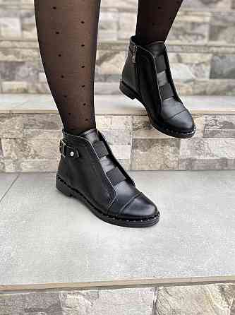 Жіночі черевики 10121 чорні натуральна шкіра висота 11см (1250) Коломия