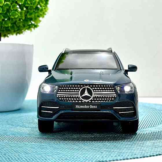 Машинка Автосвіт Mercedes інерційна відчиняються двері 20,5 см 1:24 Смарагдова (AP-2100) Чернігів