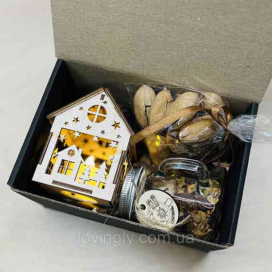 Символічний подарунок на Новий рік та Різдво для чоловіка: будиночок з підсвіткою та глінтвейн Ірпінь