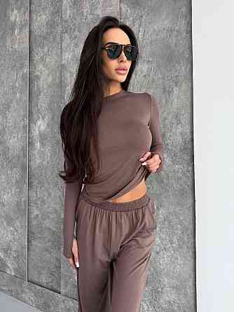 Женский стильный базовый костюм из мягкой эластичной ткани. Мокко, 46/48 Одесса