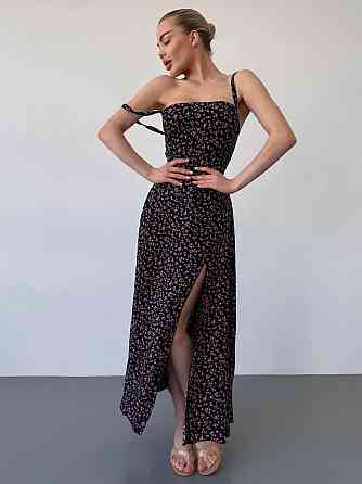 Жіноча романтична сукня максі на бретелях із розрізом штапель Чорний, 46/48 Одеса