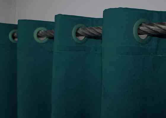 Комплект штор на люверсах VR-Textil Микровелюр Petek № 1494ш 150х270 см 2 шт Изумрудный (37-0211) Киев