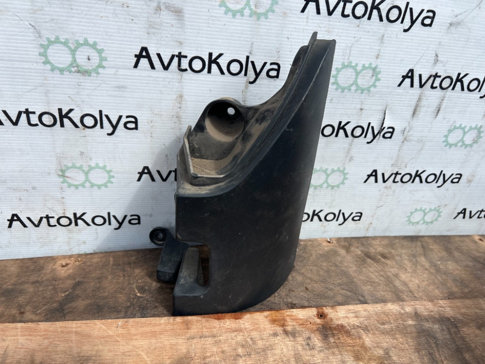 Пластик під ліхтар правий (вставка) Renault Kangoo 2008-2015 (8200557188) Ковель - изображение 2