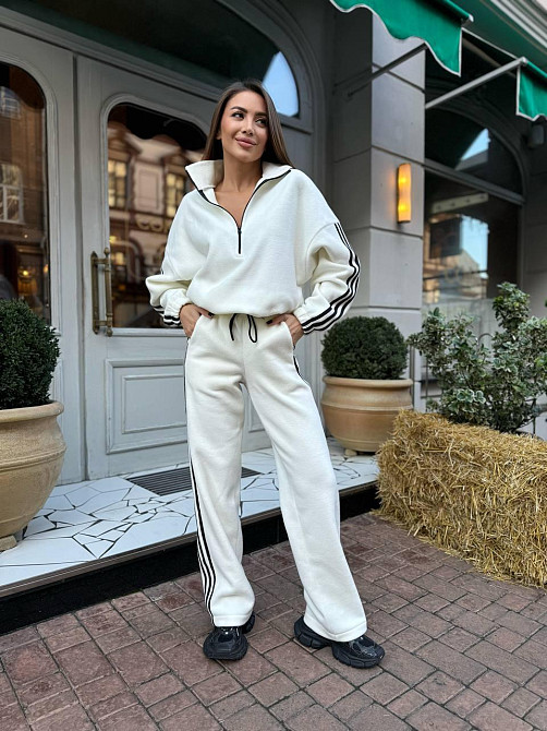 Жіночий теплий костюм у спортивному стилі з лампасами двосторонній фліс Молочний, 46/48 Одеса - фото 3
