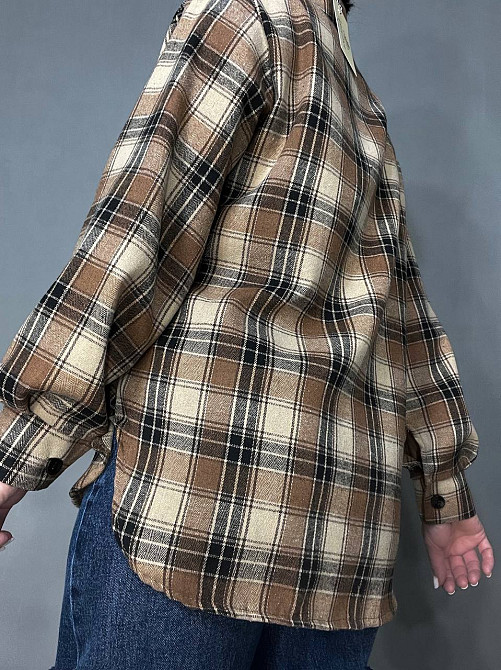 Сорочка жіноча Ariadna 2433 оверсайз подовжена картата тонка фланель в клітинку на гудзиках one size, коричневий, one size Київ - фото 14