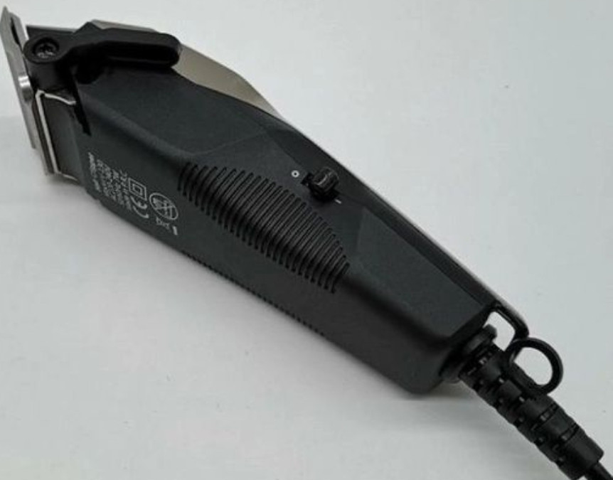 Машинка для стрижки VGR V-130 провідна професійна зі змінними насадкам Харків - фото 4