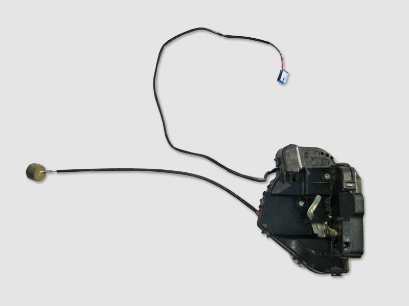 Mercedes-Benz  A2037300435 Замок задніх правих дверей C-Class W203 Одесса - изображение 2