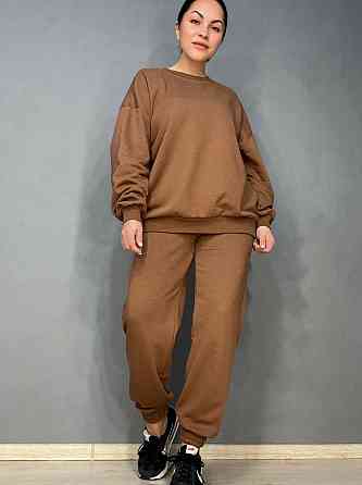 Костюм женский Quzen 470-471 свитшот и джогеры на резинке оверсайз, коричневый, S/M Киев