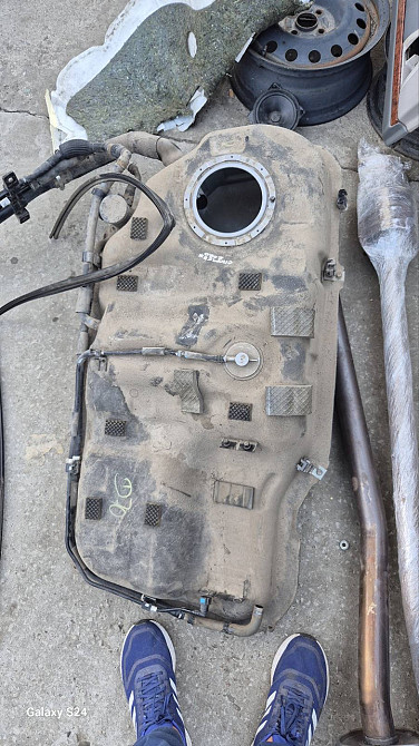 Kia Sportage 2010–2020 Бак топливный Киев - изображение 1