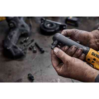 Гайковерт DeWALT кутовий, XR Li-Ion PowerStack 18 GFN, 1.7Ah, 102 Нм (DCF510E2G) Вінниця