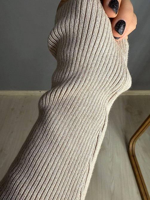 Платье женское Joy One 421 вязаное длинное на молнии в рубчик, бежевый, one size Киев - изображение 16