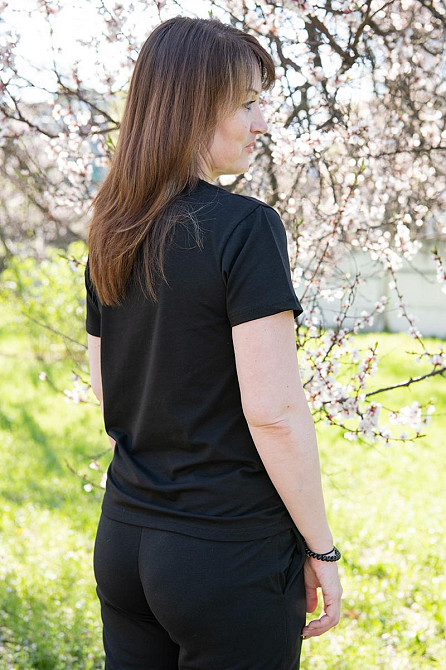 Футболка жіноча з вишивкою, чорна, біла 95% бавовна топ Київ - фото 3