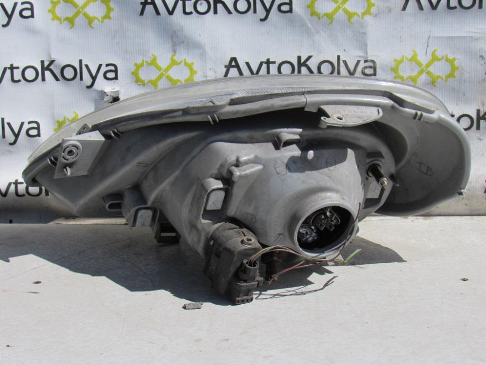 Фара права Opel Vivaro 2001-2006 Ковель - изображение 1