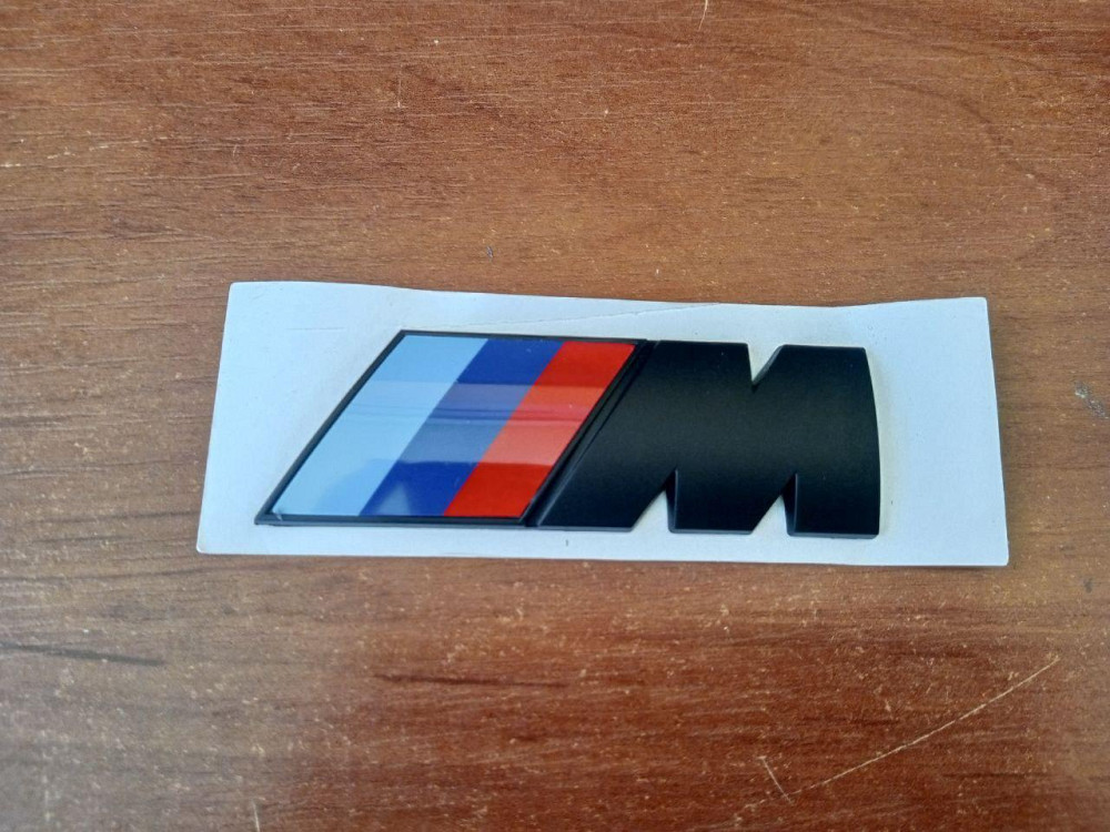 Эмблема на багажник М черные Полтава - изображение 1