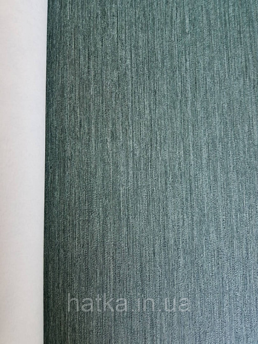 Обои виниловые Decoprint Breeze 0.53х10 м однотонные структурные тонкая полоска под ткань темно зеленые Киев - изображение 1