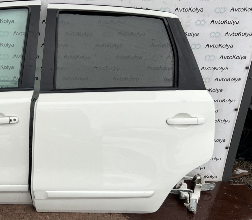 Двері задні ліва Nissan Note E11 2005-2012 Ковель - фото 1