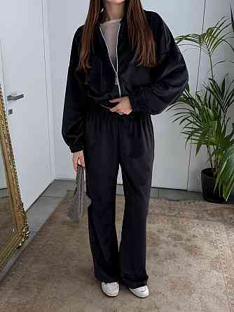 Женский повседневный велюровый костюм двойка: кофта и штаны плотный турецкий велюр Черный, 48/52 Одесса