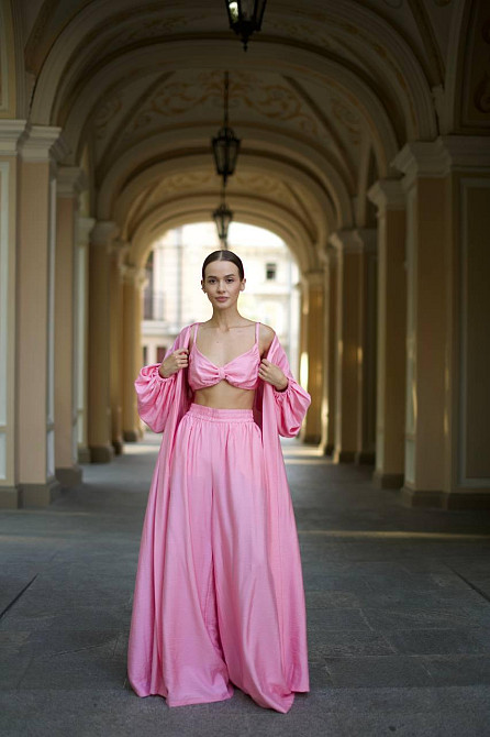 Женский костюм-тройка 