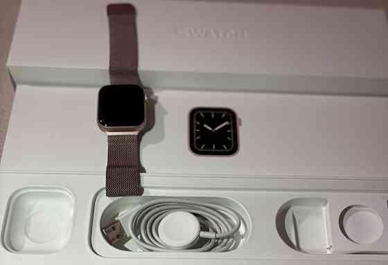 Смарт-Часи Apple Watch series 5 Gold Aluminium Case Pink. Київ